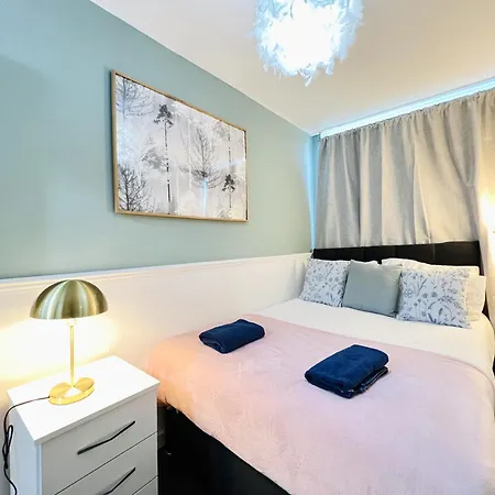 K Paddington 3 Bedroom Renovated Recently *