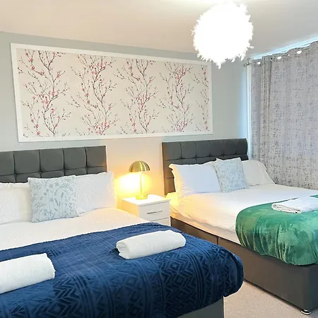 K Paddington 3 Bedroom Renovated Recently Apartment *