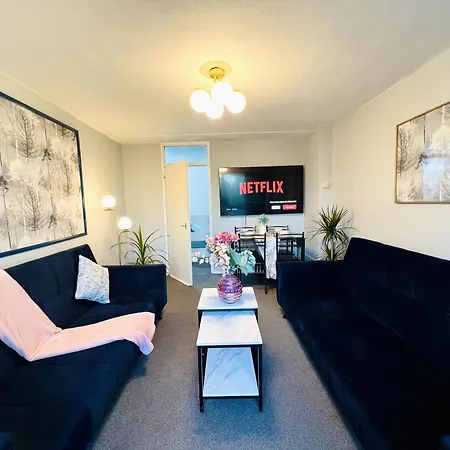K Paddington 3 Bedroom Renovated Recently *