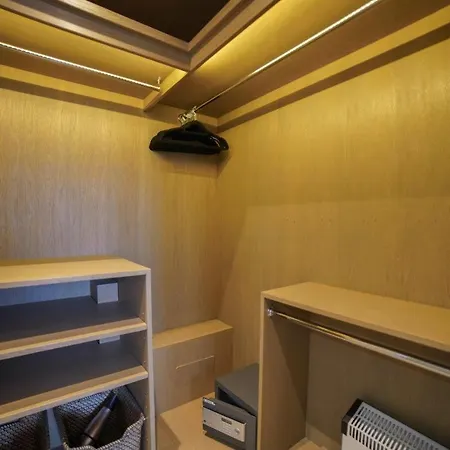 A Superb In South Kensington's