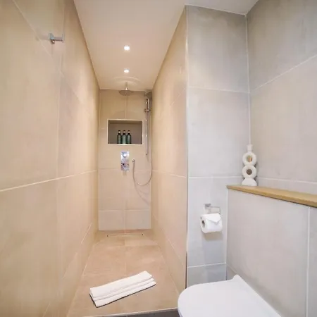 A Superb In South Kensington's *