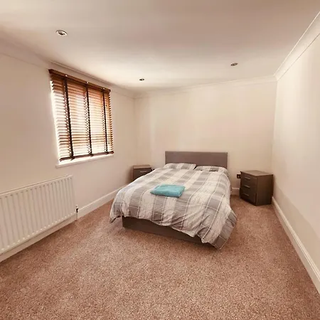 Holiday home Town House In Surbiton/kingston Surbiton