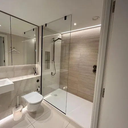 アパート Luxury Modern 2bd 2ba White Living *