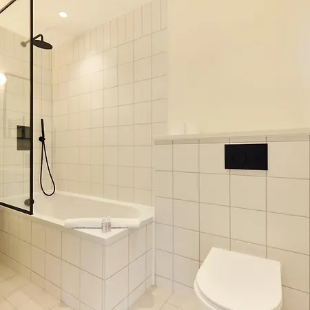 The East Mile Classic - Stunning 2bdr Flat * London
