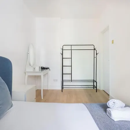 Two Bedroom In Dalston * London