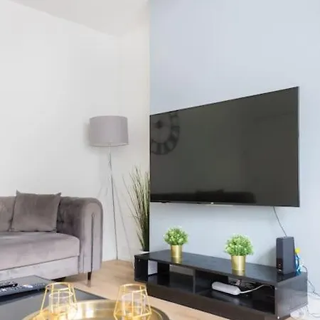 Two Bedroom In Dalston * London