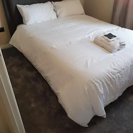 Luxurious 2 Bedroom House With Garden And Free Parking Apartment Thamesmead (Greater London)