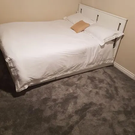 Apartment Luxurious 2 Bedroom House With Garden And Free Parking Thamesmead (Greater London)