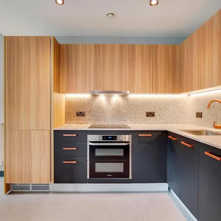 Apartment Chic And Comfortable In London
