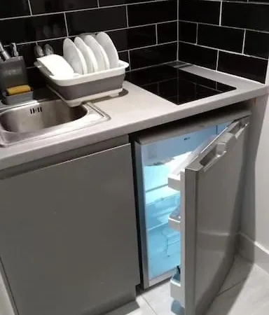 Apartment Luxurious & Stylish Flat, Access To Public Transport & Shops Thamesmead (Greater London)