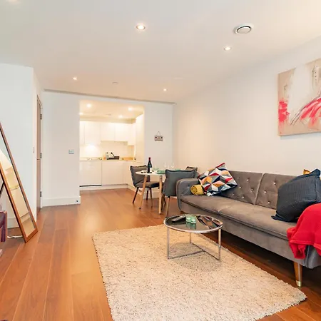 Stylish And Comfortable Canary Wharf Perfect For Long *