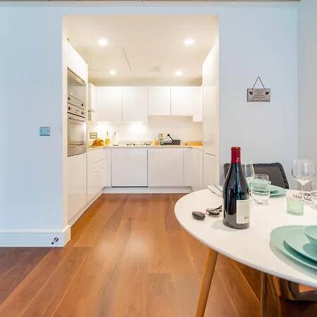Apartment Stylish And Comfortable Canary Wharf Perfect For Long London