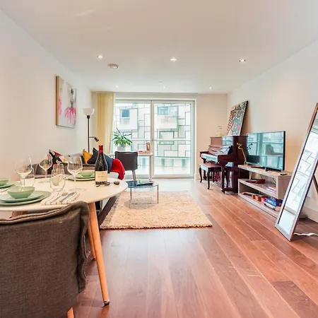 Apartment Stylish And Comfortable Canary Wharf Perfect For Long