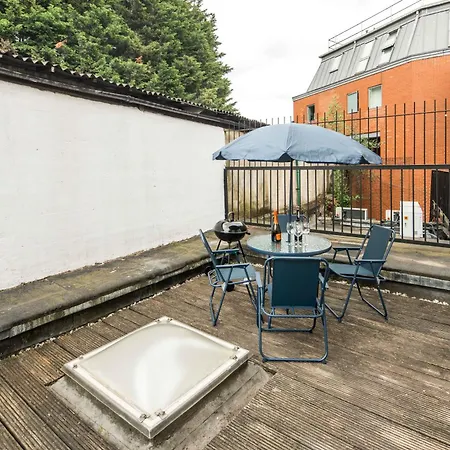 Serviced In Finchley Road London