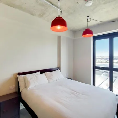 Home-like Comfort At The Robinson In *
