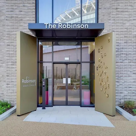 Home-like Comfort At The Robinson In Apartamento