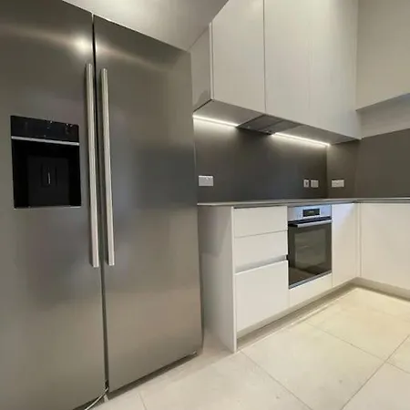 Luxury 2-bed Flat With Garden In Hampstead Mansion Apartment *