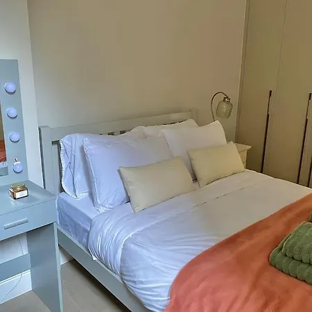Luxury 2-bed Flat With Garden In Hampstead Mansion Apartment