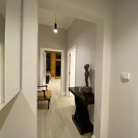 Apartment Luxury 2-bed Flat With Garden In Hampstead Mansion