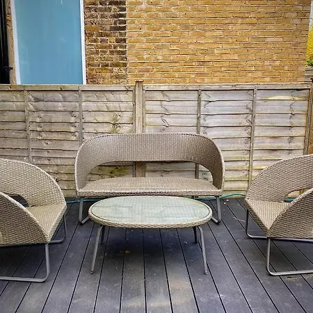 Apartment Luxury 2-bed Flat With Garden In Hampstead Mansion London
