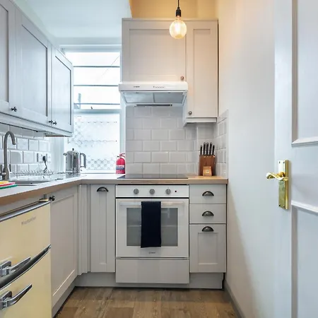 5a - Bright And Airy 2 Bedroom - Close To Apartment London