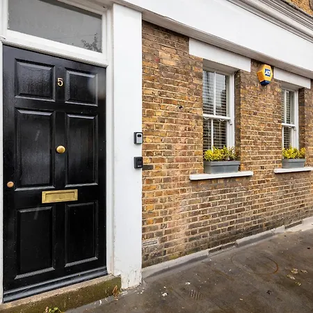 Apartment 5a - Bright And Airy 2 Bedroom - Close To London