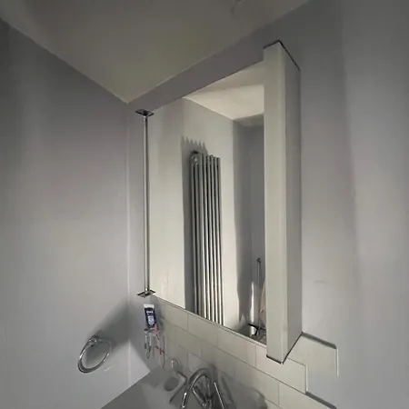 My Sky House Near Attractions Holiday home London