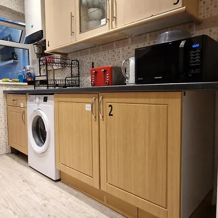 Rowan Crescent's Luxury Stay-in4 Streatham Vale