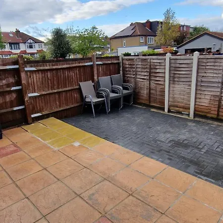 Rowan Crescent's Luxury Stay-in4 * Streatham Vale