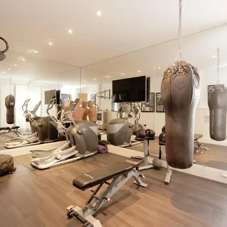 Pass The Keys Luxury Essex Oasis * Woodford