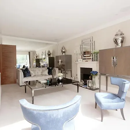 Pass The Keys Luxury Essex Oasis
