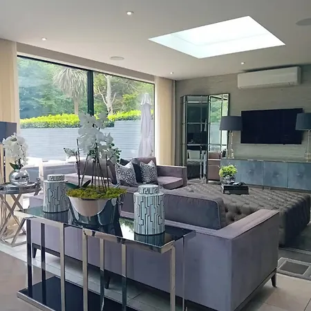Holiday home Pass The Keys Luxury Essex Oasis