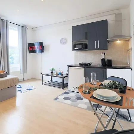 Apartment S4 Studio In The Heart Of Kilburn Zone2 *