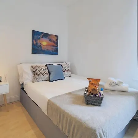 S4 Studio In The Heart Of Kilburn Zone2 Apartment *