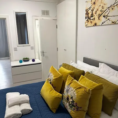 1 Bedroom 30 Minutes To St Pancras *