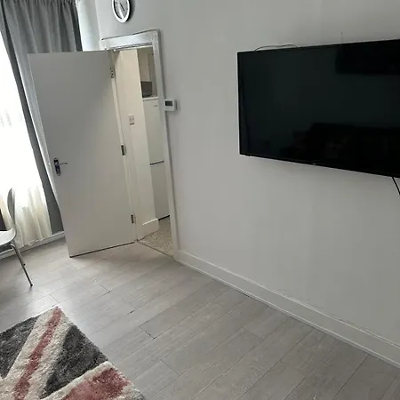 1 Bedroom 30 Minutes To St Pancras *