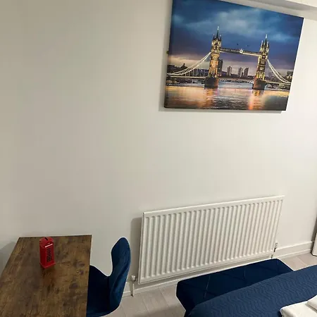 1 Bedroom 30 Minutes To St Pancras London