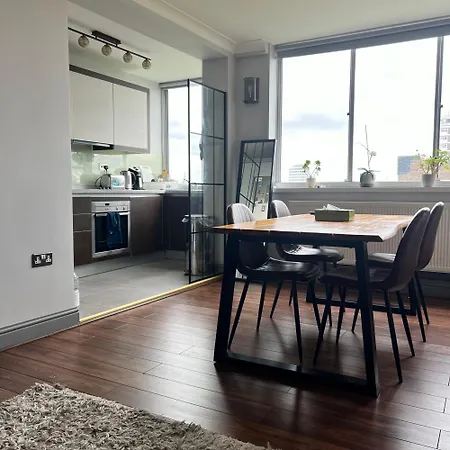 Apartment Modern Flat Central London