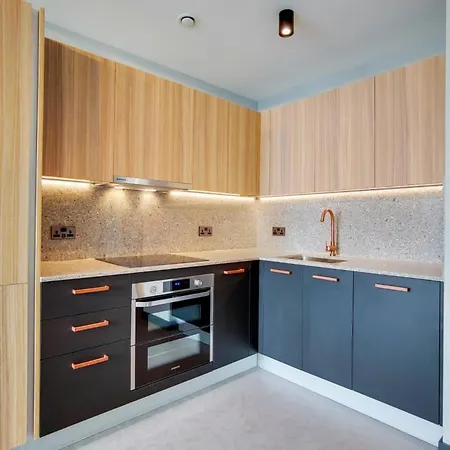 Chic And Comfortable In Apartment
