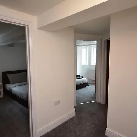 Lovely 4bedroom