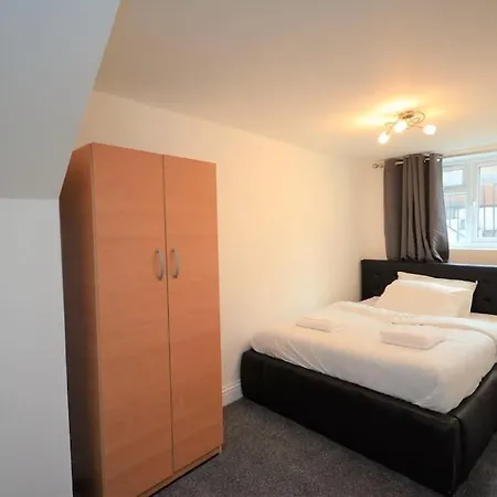 Lovely 4bedroom London