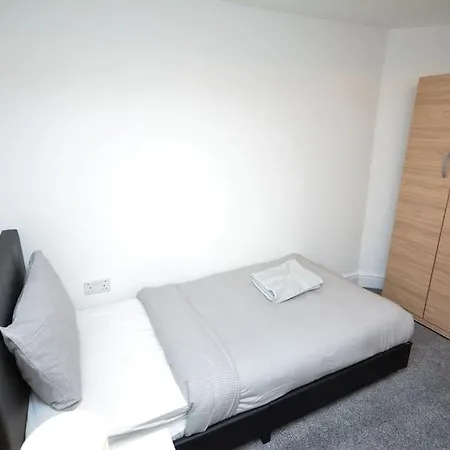 Apartment Lovely 4bedroom *