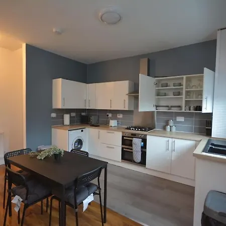 Lovely 4bedroom London