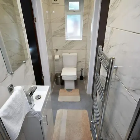 Lovely 4bedroom