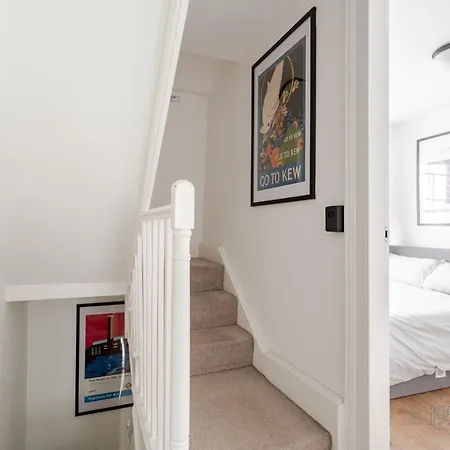 193vbr With Shared Bathrooms *