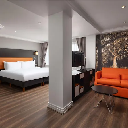Hotel Doubletree By Hilton - Hyde Park 4*