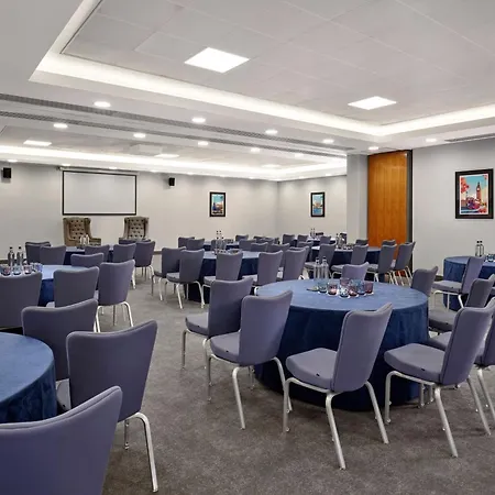 Sheraton Heathrow 4*