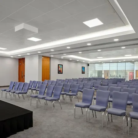 Sheraton Heathrow 4* Hillingdon
