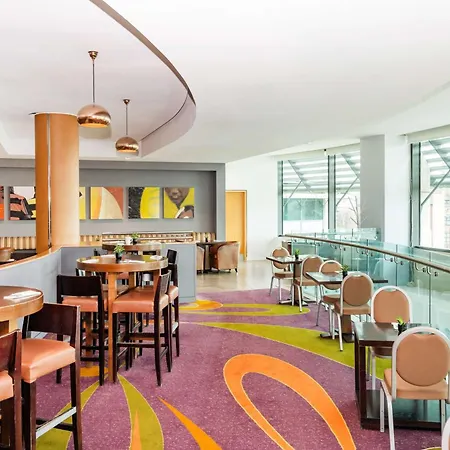 Hotel London Stadium Hotel, A Member Of Radisson Individuals 4*