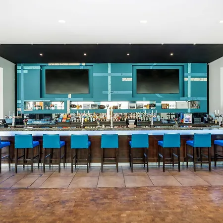 London Stadium Hotel, A Member Of Radisson Individuals